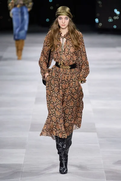 Look 13